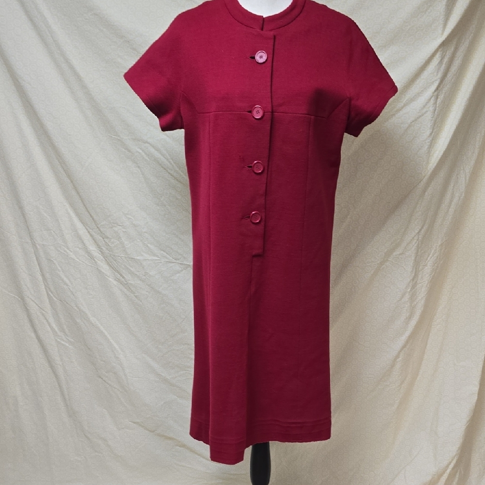 Elegant Burgundy Midi Dress